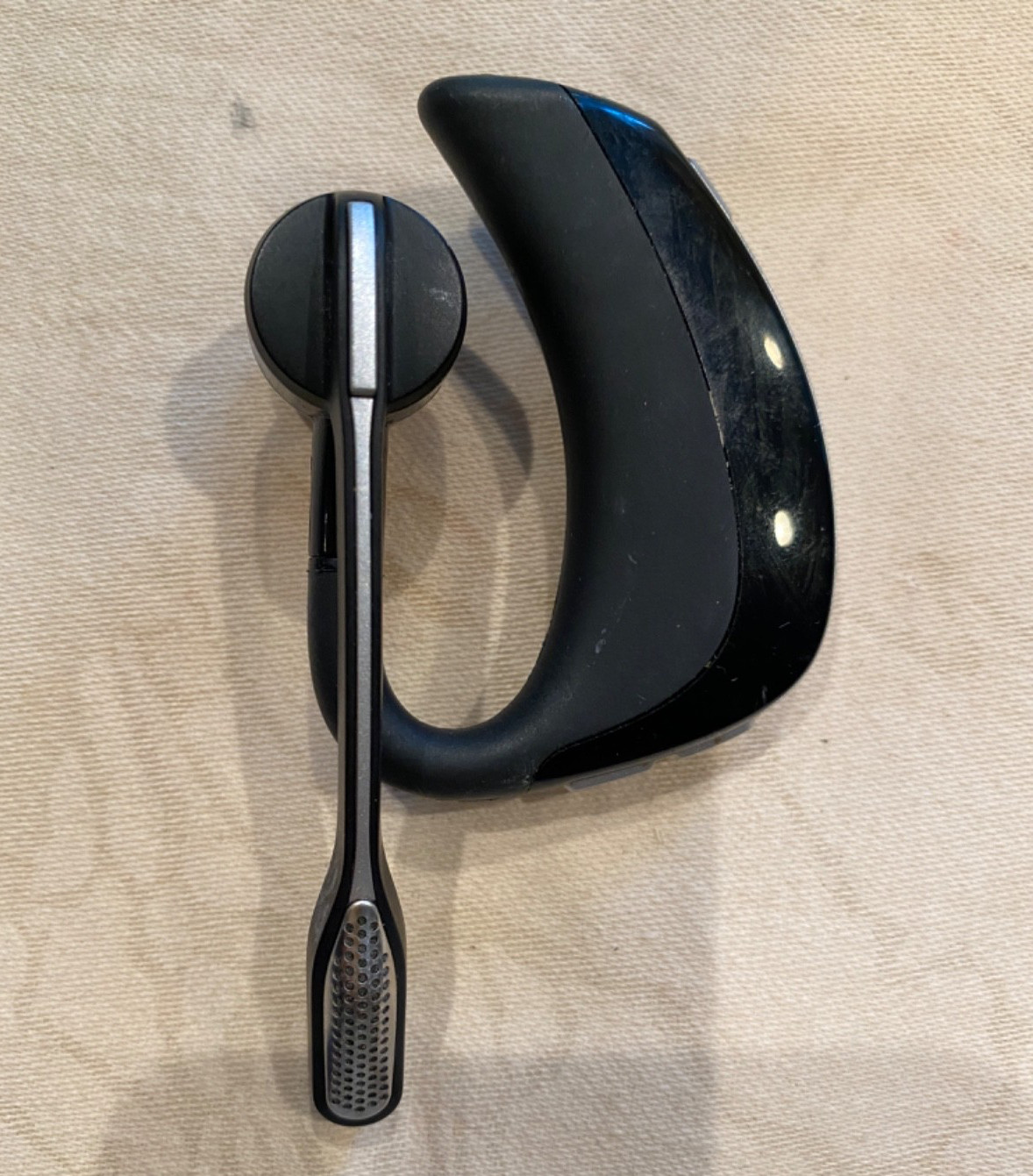 Plantronics Voyager PRO UC B230-M Earset No Dongle