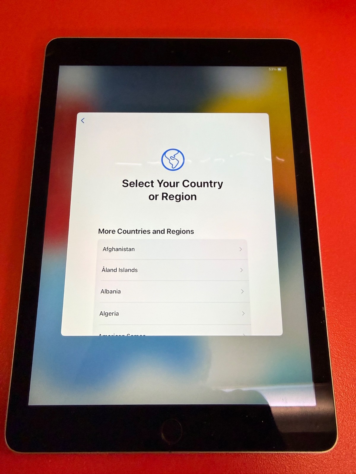 Apple iPad Air 2 64GB Wi-Fi 9.7in Space Gray Bundle Cover-Sleeve-Cable MGKL2LL/A