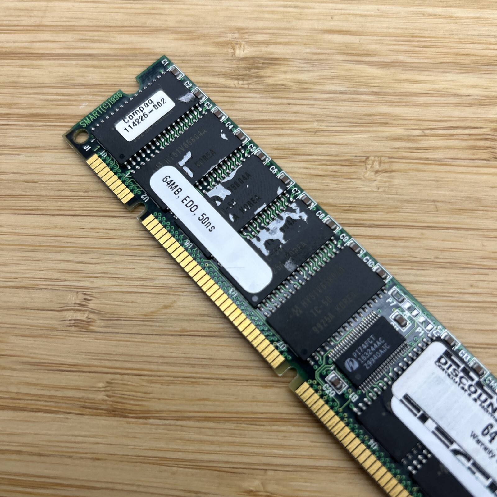 MICRON 64MB Memory EDO 64 MB RAM 60NS Buffered Dimm 8x72 ECC 168pin 114226