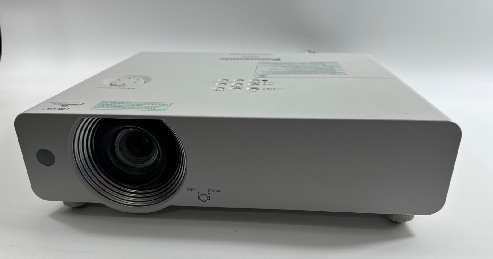 Panasonic PT-VW431D HDMI LCD Projector With 2502 Lamp Hours, Tested Working