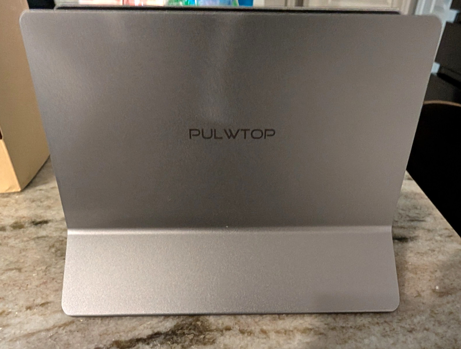 PULWTOP Vertical USB-C Docking Station Dual 4K HDMI Ethernet USB 3.0 Silver
