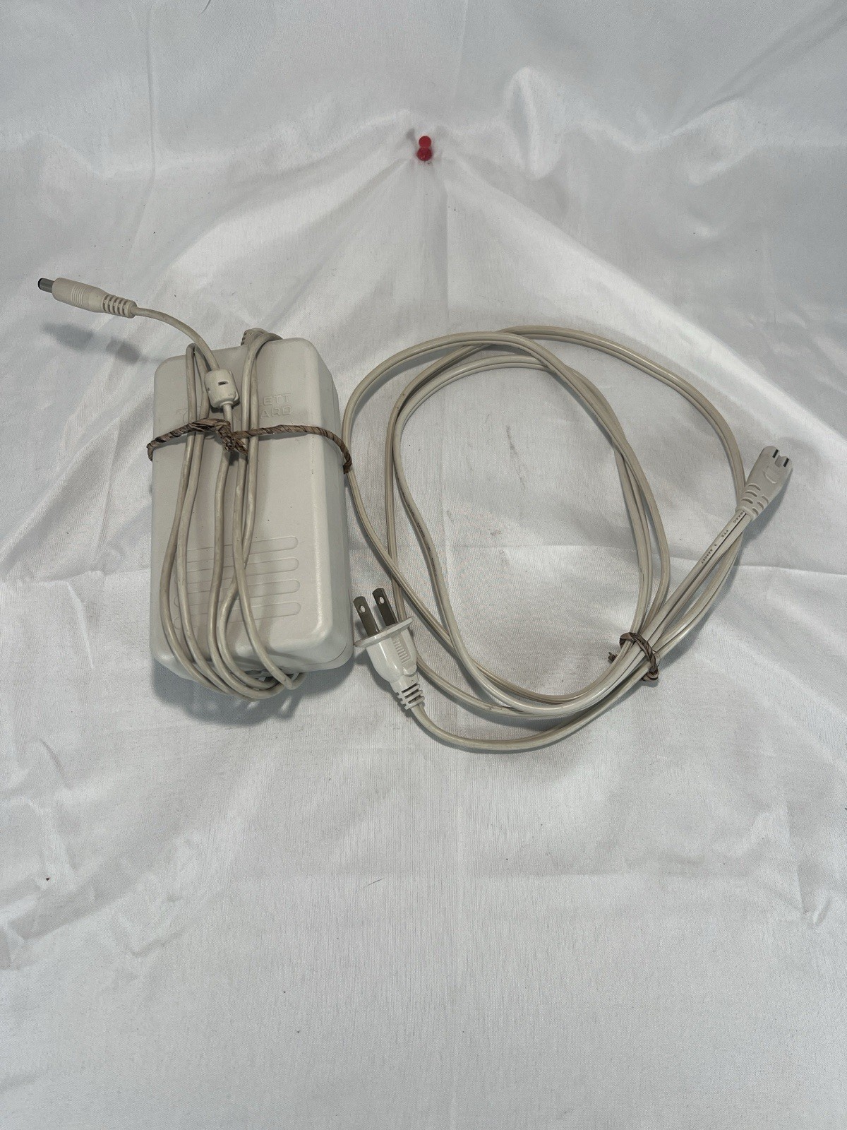 Genuine OEM HP  C6409-60014 18V ~ 1.1A  Hewlett Packard AC Power Adapter 