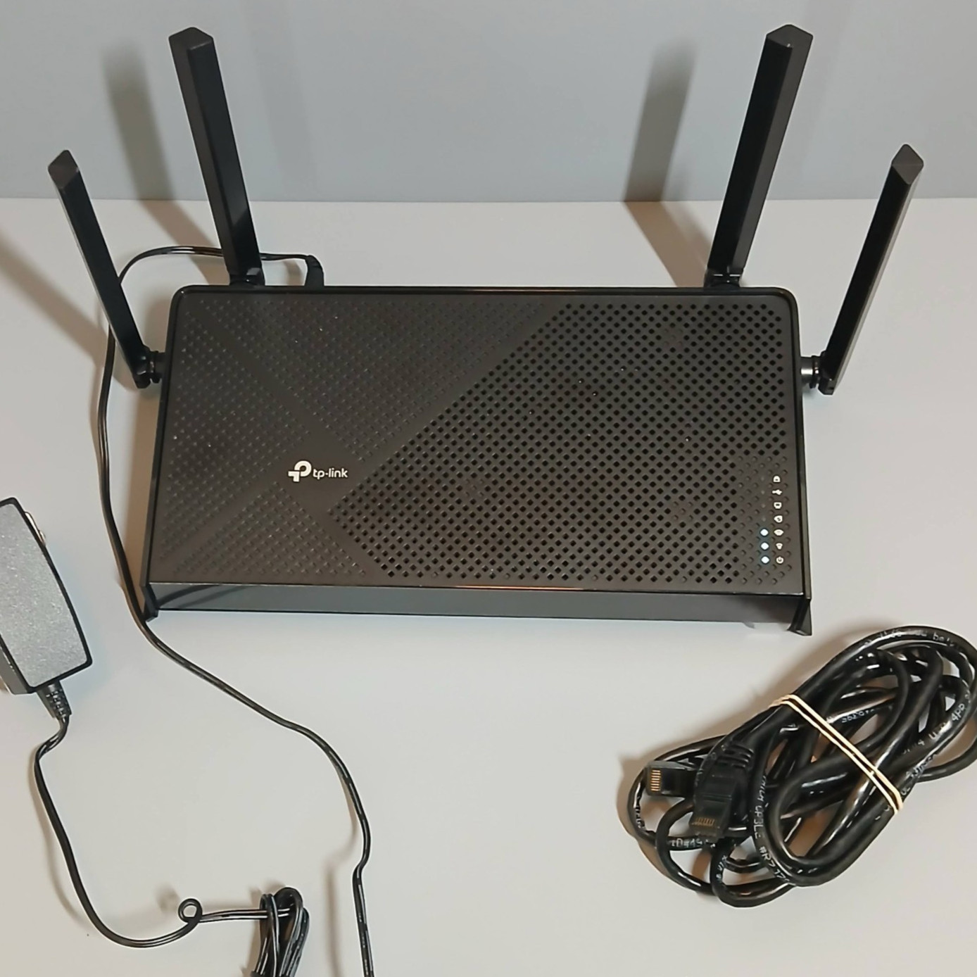 TP-Link Archer BE3600 (BE230) Wi-Fi 7 Dual Band Router 2.5Gbps w/6.5' Cat6 Cable
