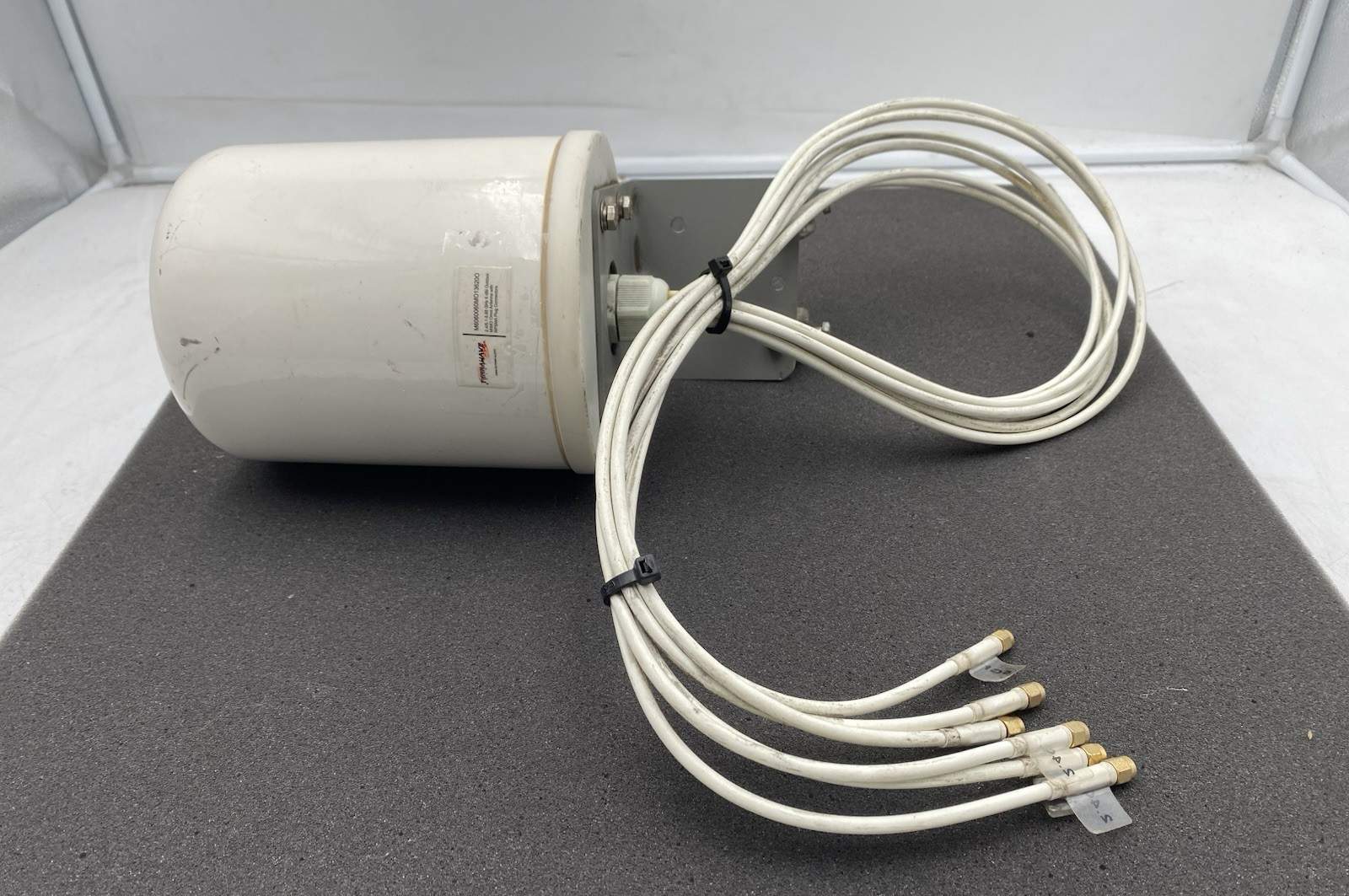 TerraWave 2.4/5GHz Rugged Dual Band MIMO Omni Antenna M6060060MO13620O