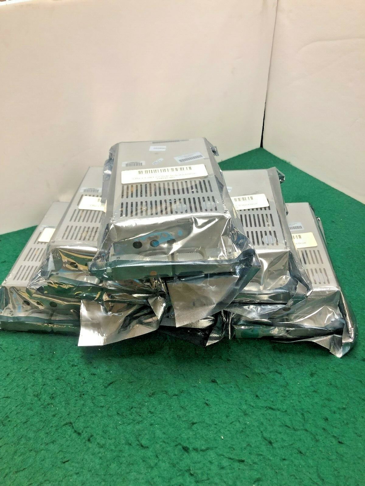(1) CPQ  4.3 GB FAST-WIDE SCSI  HARD DRIVE  199598-001