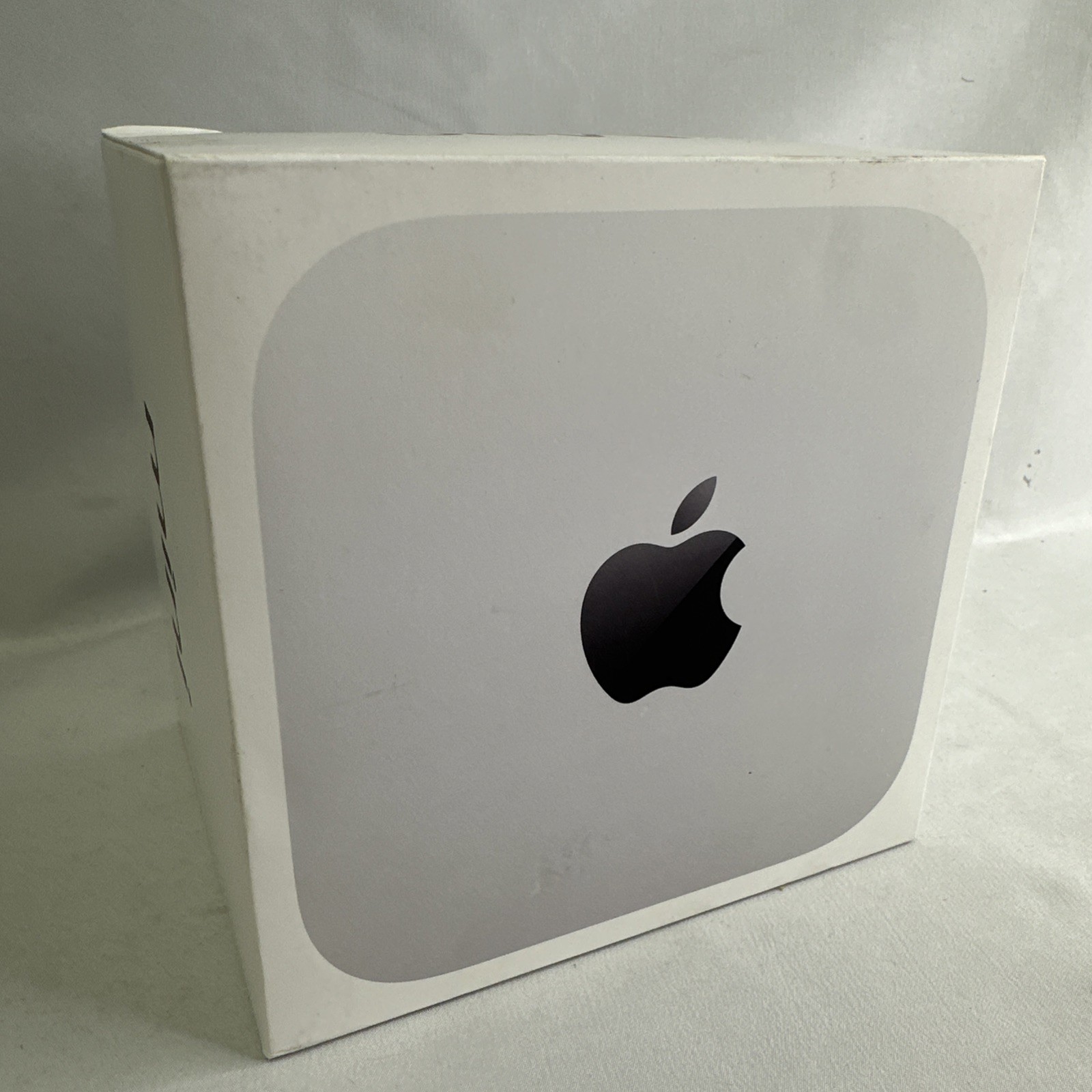2024 Apple Mac mini M4 Chip 16GB RAM 256GB SSD Silver MU9D3LL/A - SEALED