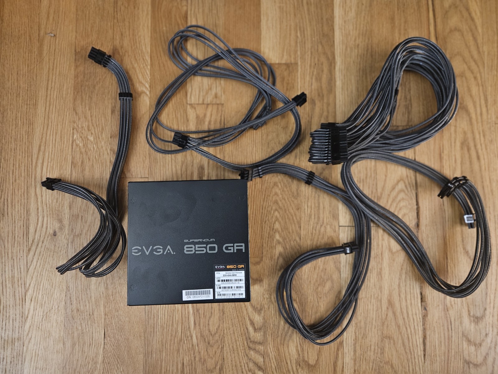 EVGA SuperNOVA 850 GA 220-GA-0850 80 Plus Gold 850W Fully Modular Power Supply