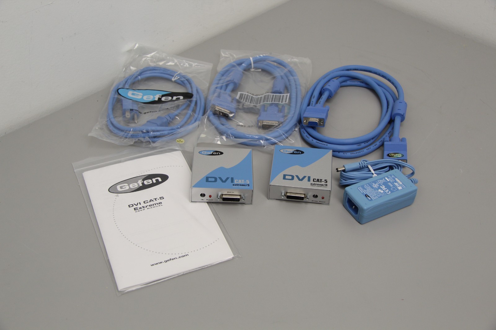 Open Box Gefen EXT-DVI-CAT5X-CO DVI CAT 5 Receiver/Sender Only 1 Power Supply