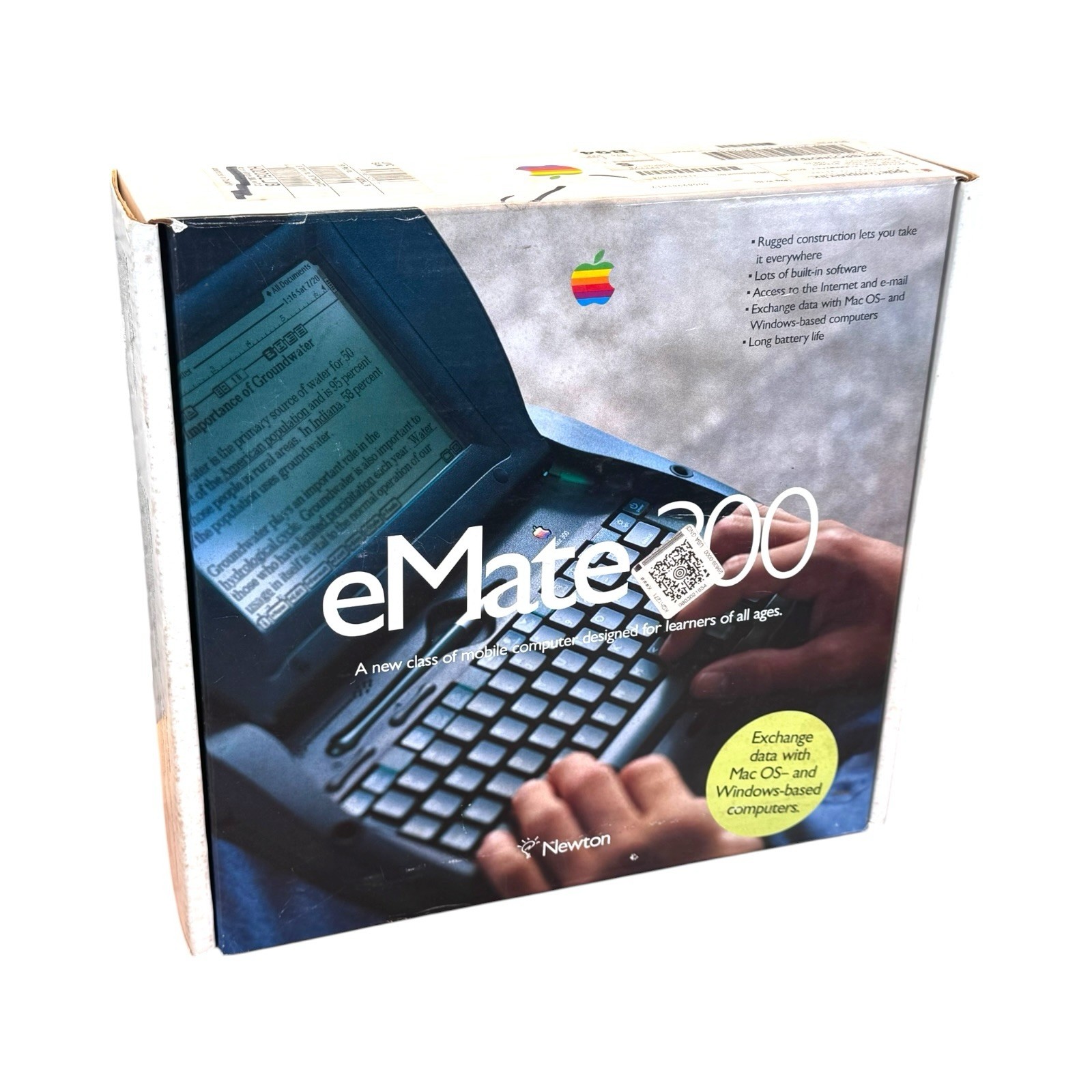 Apple Newton eMate 300 PDA Laptop H0208 H0205LL/B - New Open Box Complete