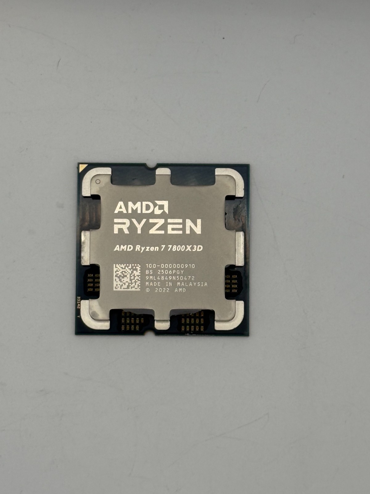 *For Parts* AMD Ryzen 7 7800X3D Processor 4.2GHz, 8-Core, 16-Thread SocketAM5