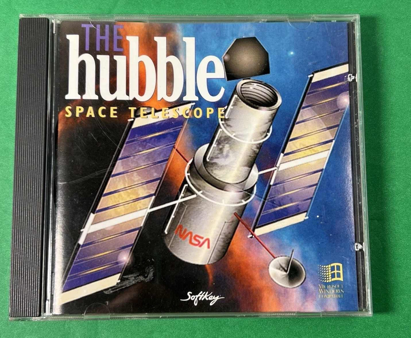 Softkey THE HUBBLE SPACE TELESCOPE Vtg 1995 Software For Windows PC CD-ROM VG+