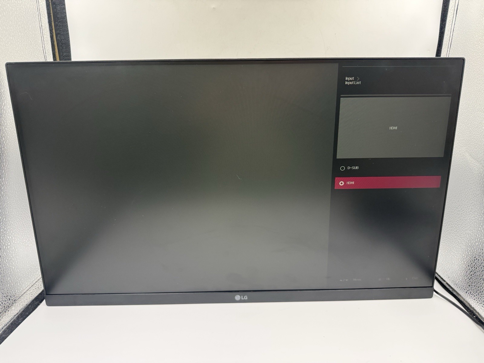 LG 24MP400-B 24in Widescreen IPS LCD Monitor - No Stand