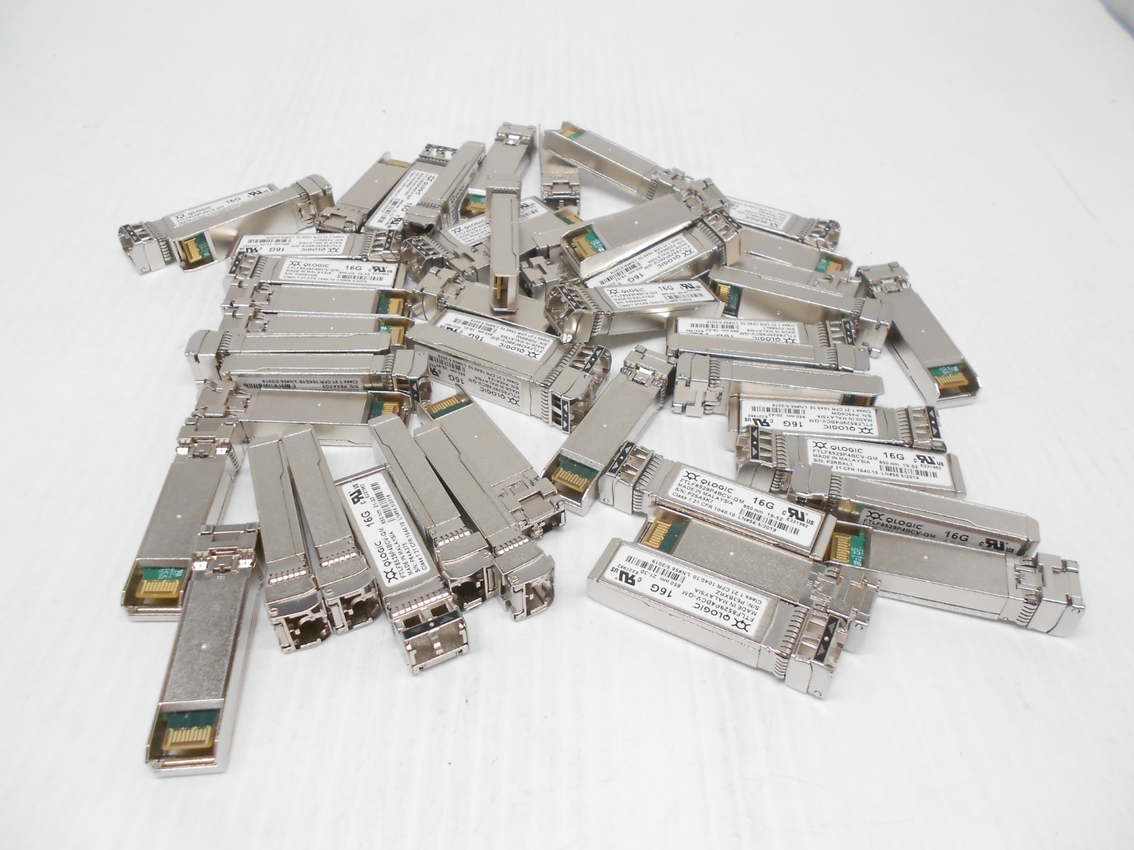 lot of 50 QLOGIC 16GB LC MMF SFP+SW TRANSCEIVER 16GBASE-SW MMF FTLF8529P4BCV-QM