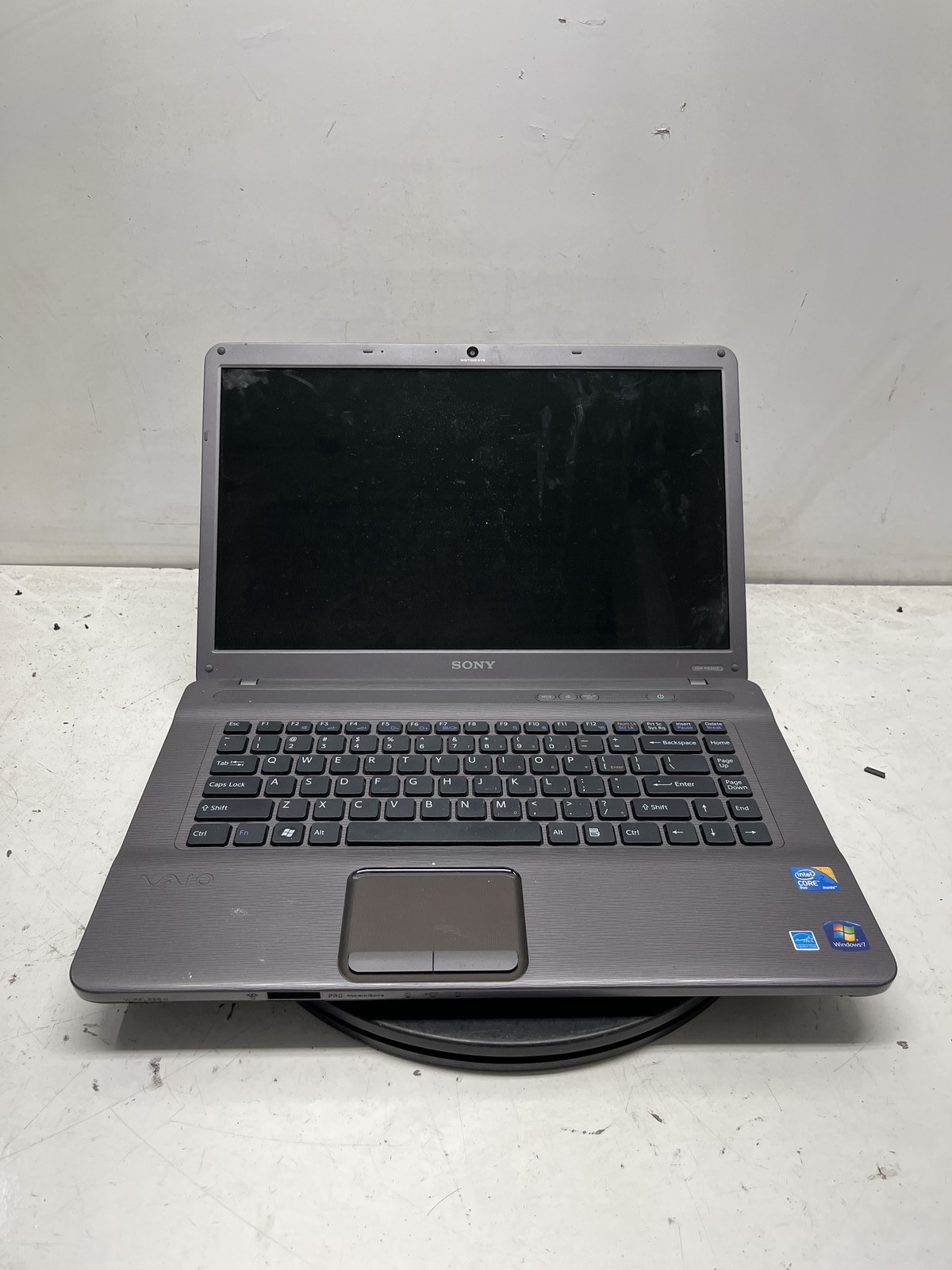 Sony VAIO PCG-7184L Intel Core 2 Duo T6600 2GB NO HDD