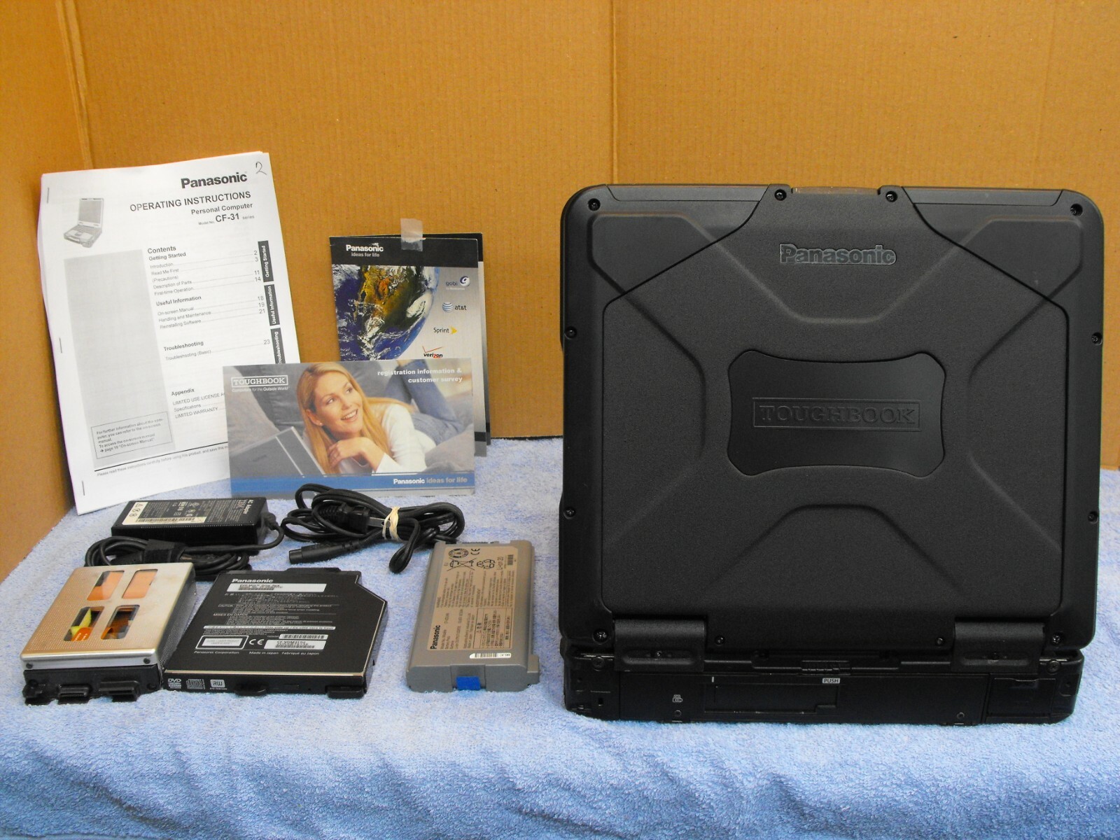 Black Panasonic Toughbook CF-31 MARK 5 2.3 1TB SSD 16gb  GPS *LTE* WINDOWS  11