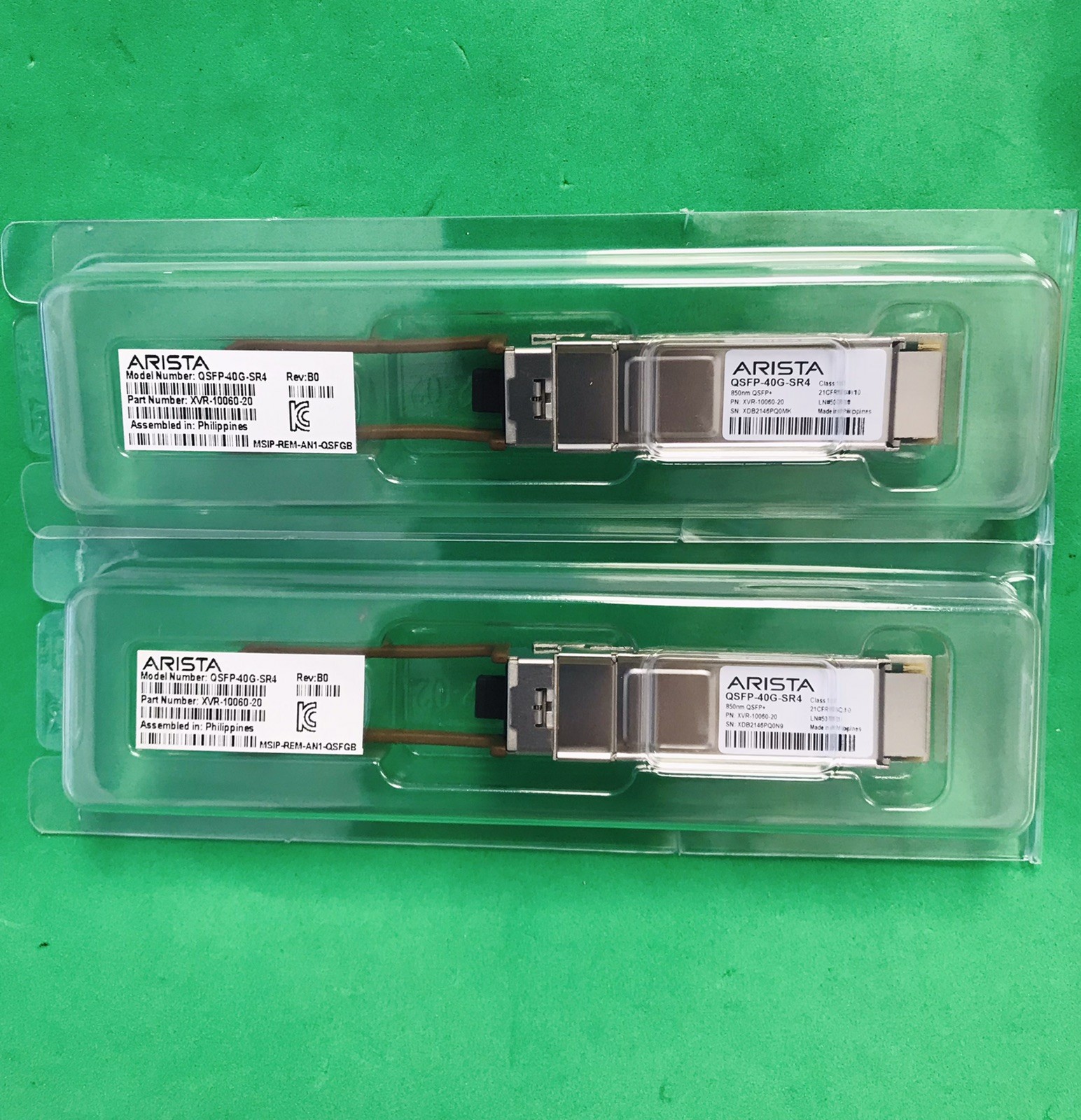 [Lot of 2] NEW Genuine ARISTA QSFP-40G-SR4 XVR-10060-20 Optic Transceiver 850nm