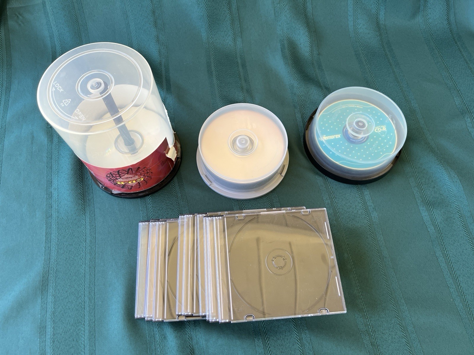 Mixed Lot Blank Discs 22 Sony DVD-R 14 Memorex & 25 K Hypermedia CD-R & 11 Cases