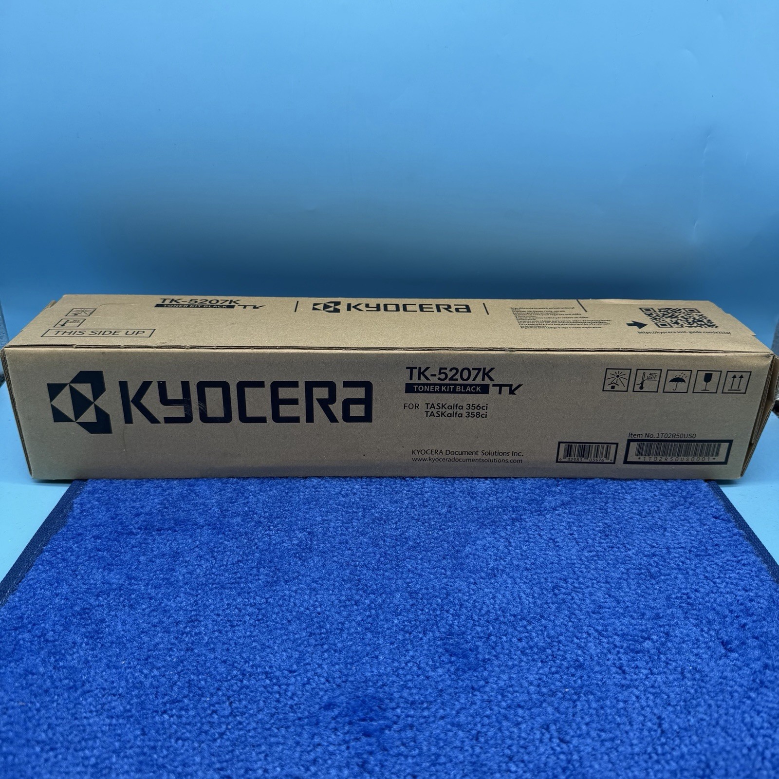 Kyocera TK-5207K TK5207K Black Toner Kit