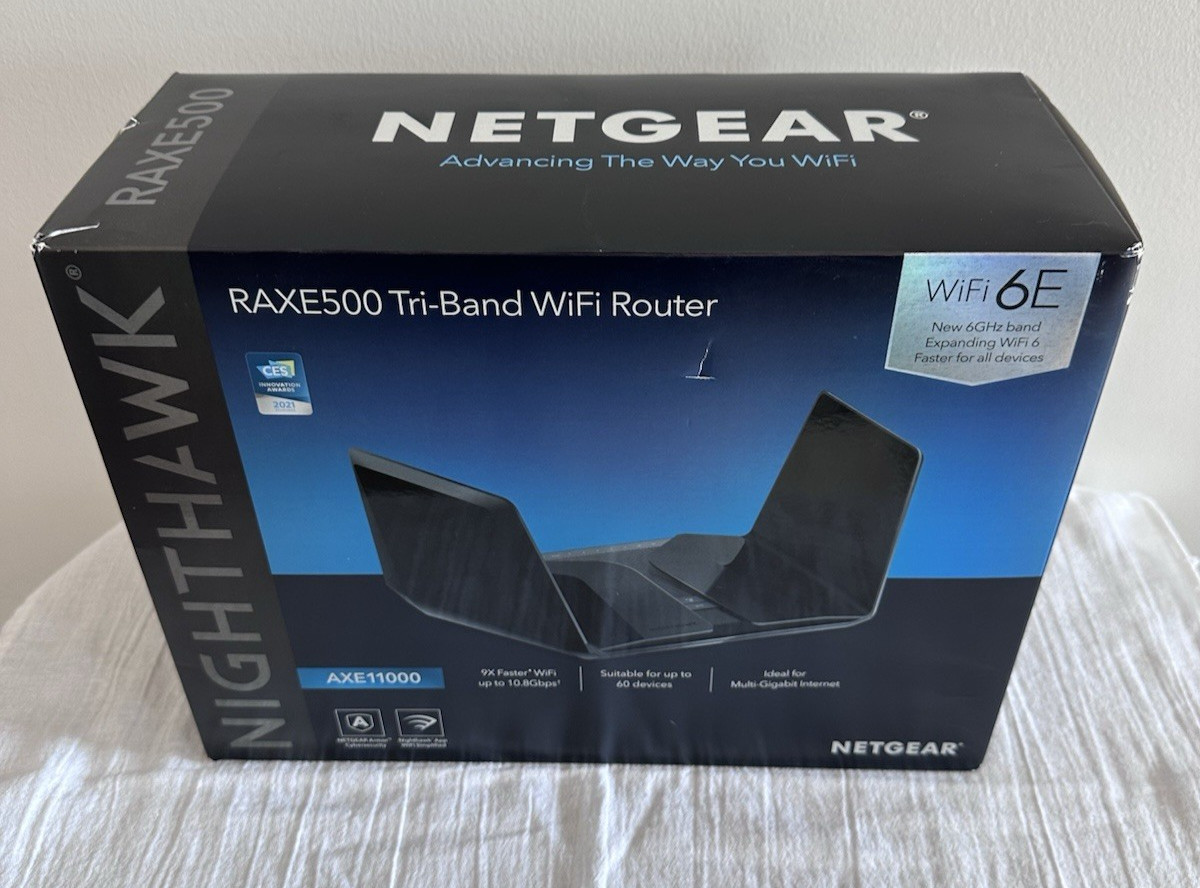 Netgear Nighthawk RAXE500 WiFi 6E Router - AXE11000 Tri-Band - Excellent