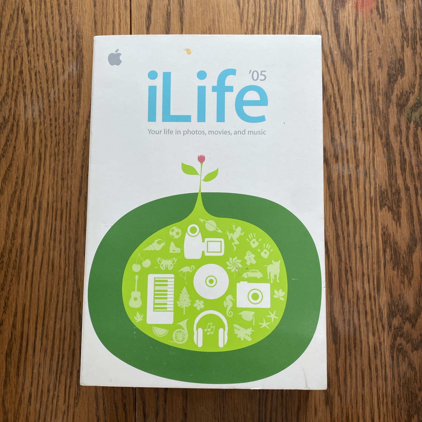 Apple iLife 2005 2Z691-5169-A iLife '05 for Mac (M9779LL/A) family pack in box