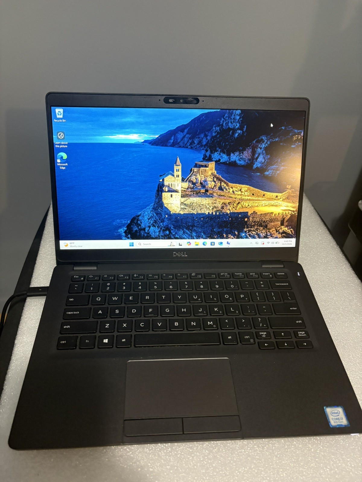 Dell Latitude 5300 Core i7-8665U 1.90 GHz 16 GB DDR4 512 GB NVMe Windows 11 Pro