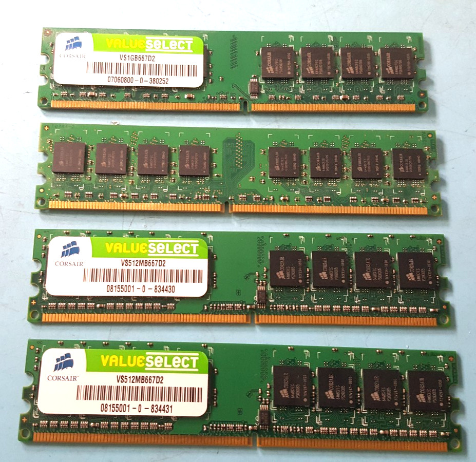 3GB Corsair ValueSelect DDR2 667MHz PC2-5300 Desktop RAM Lot (2x 1GB + 2x 512MB)