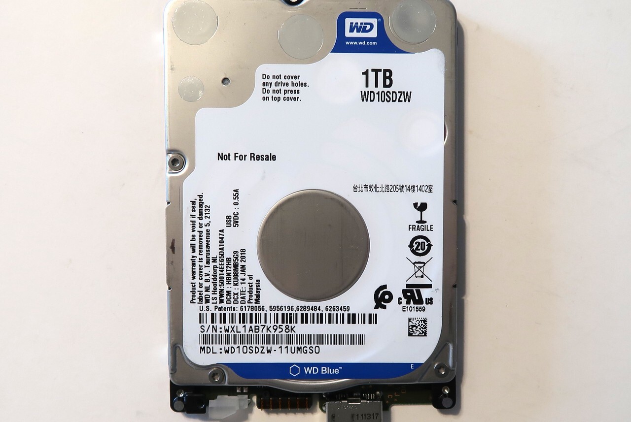 Western Digital WD10SDZW-11UMGS0 DCM:HBNT2HB Malaysia (WXL1) 1.0TB USB 14JAN2018