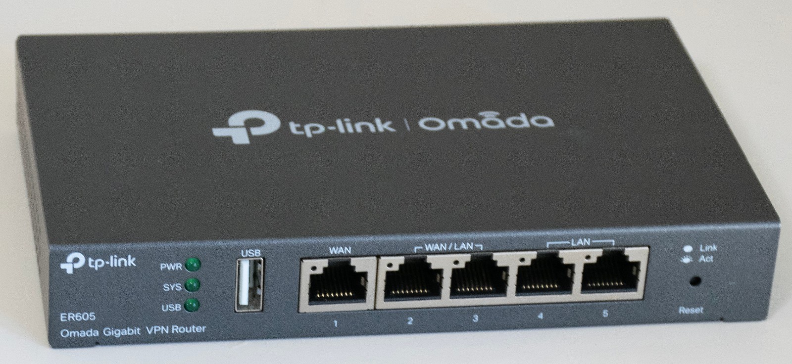 TP-LINK TL-R605 SafeStream Gigabit Multi-WAN VPN Router