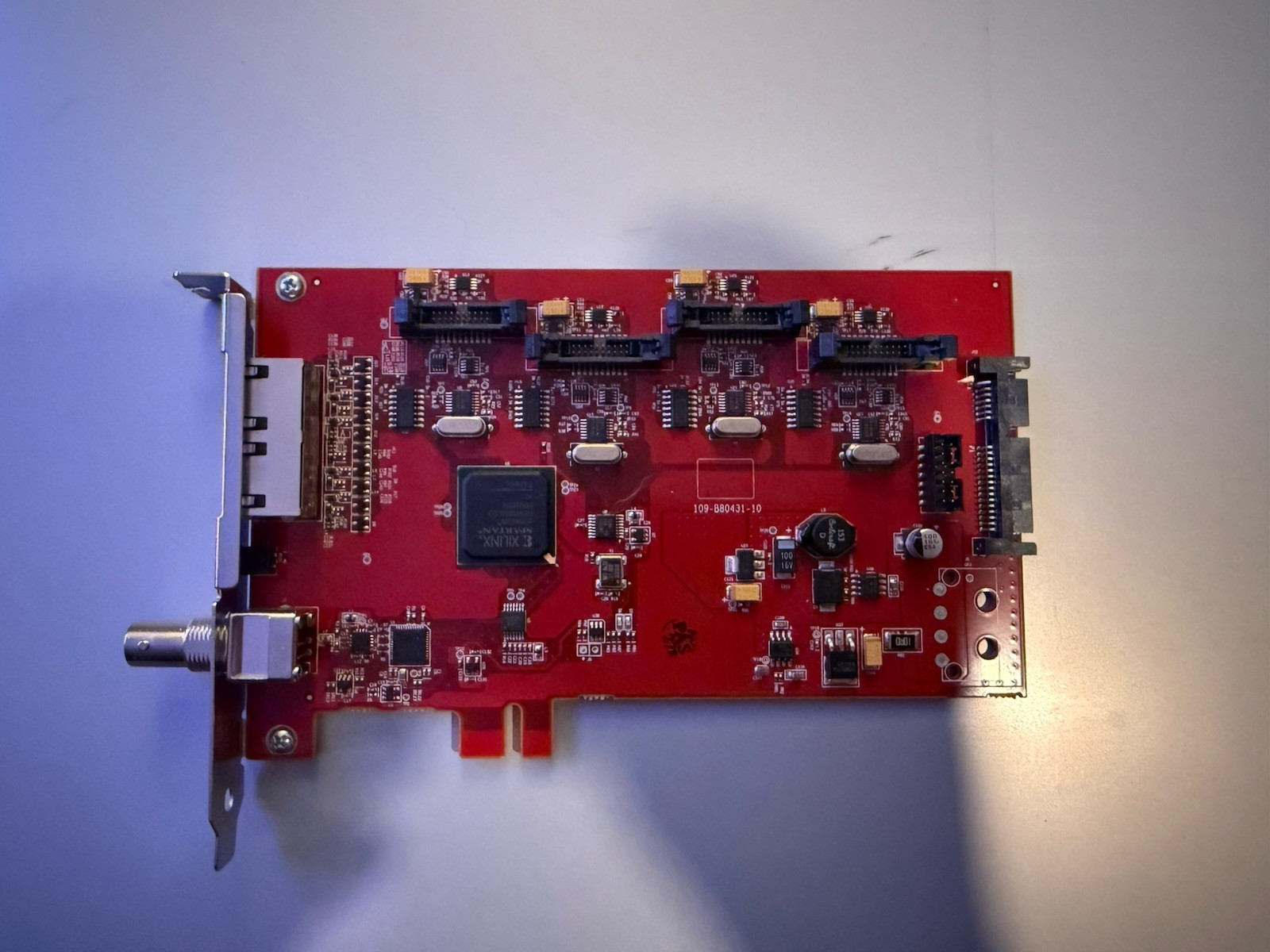 AMD ATI FirePro S400 Synchronization Module Enables Multi-GPU and Multi-Display
