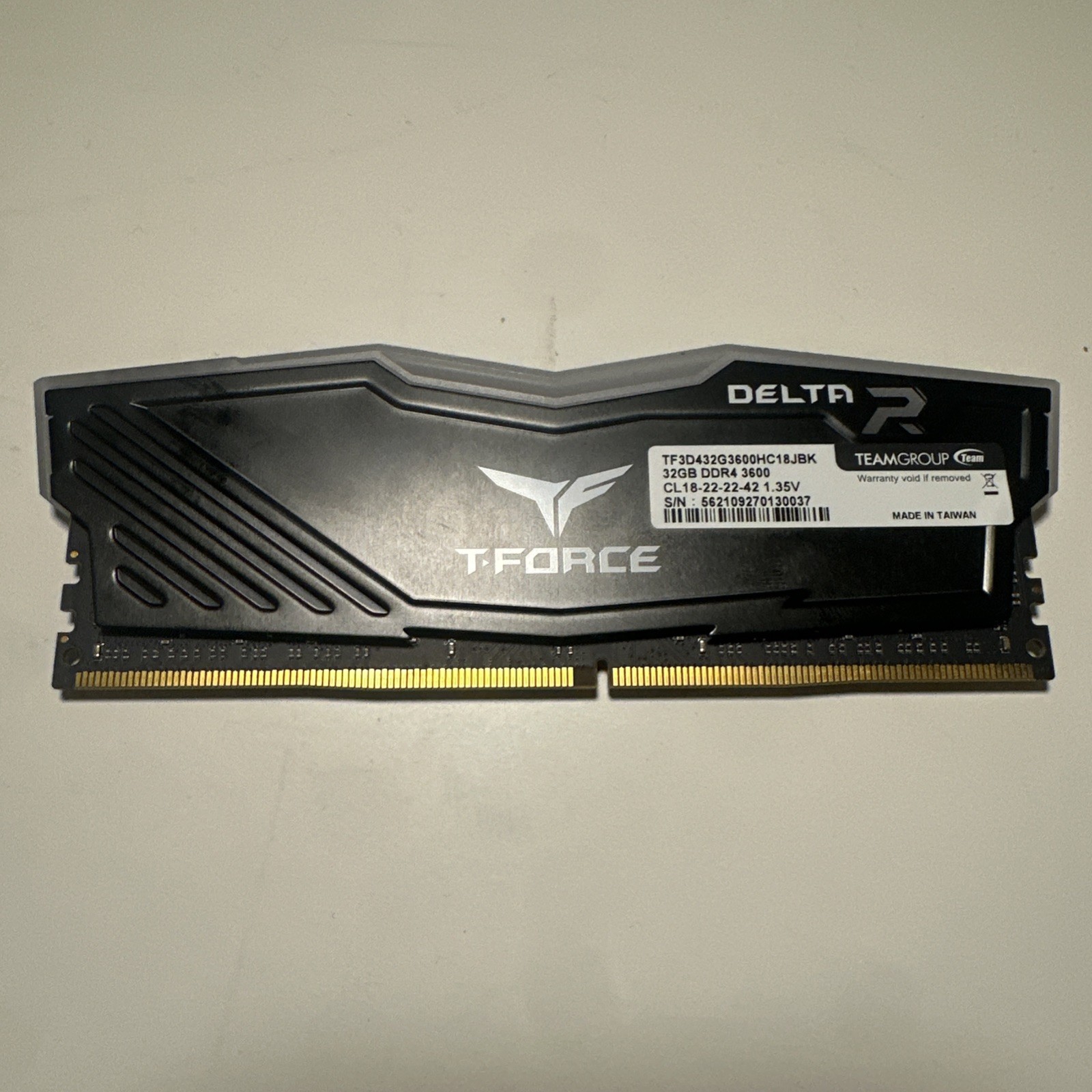 TeamGroup Delfa 1x32gb DDR4-3600 CL18