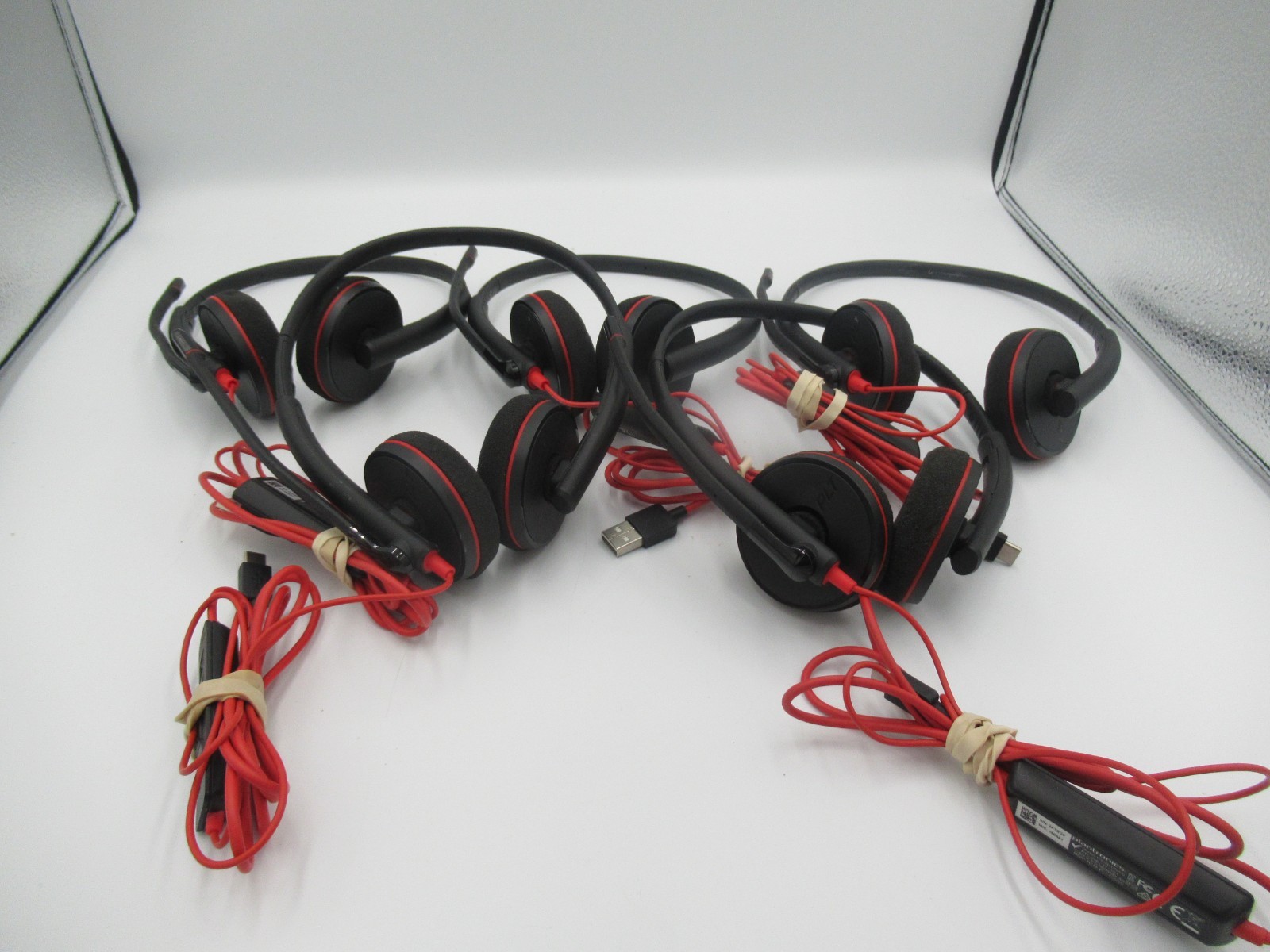 Lot of 5 Plantronics Blackwire C3220 USB-C Headset