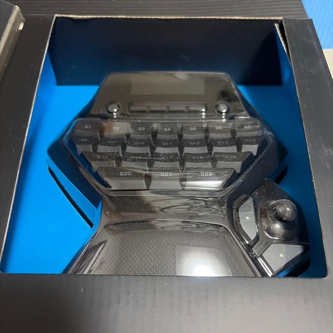 Logitech G13 Advanced Gameboard Gaming Keypad LCD Unused stored item Japan