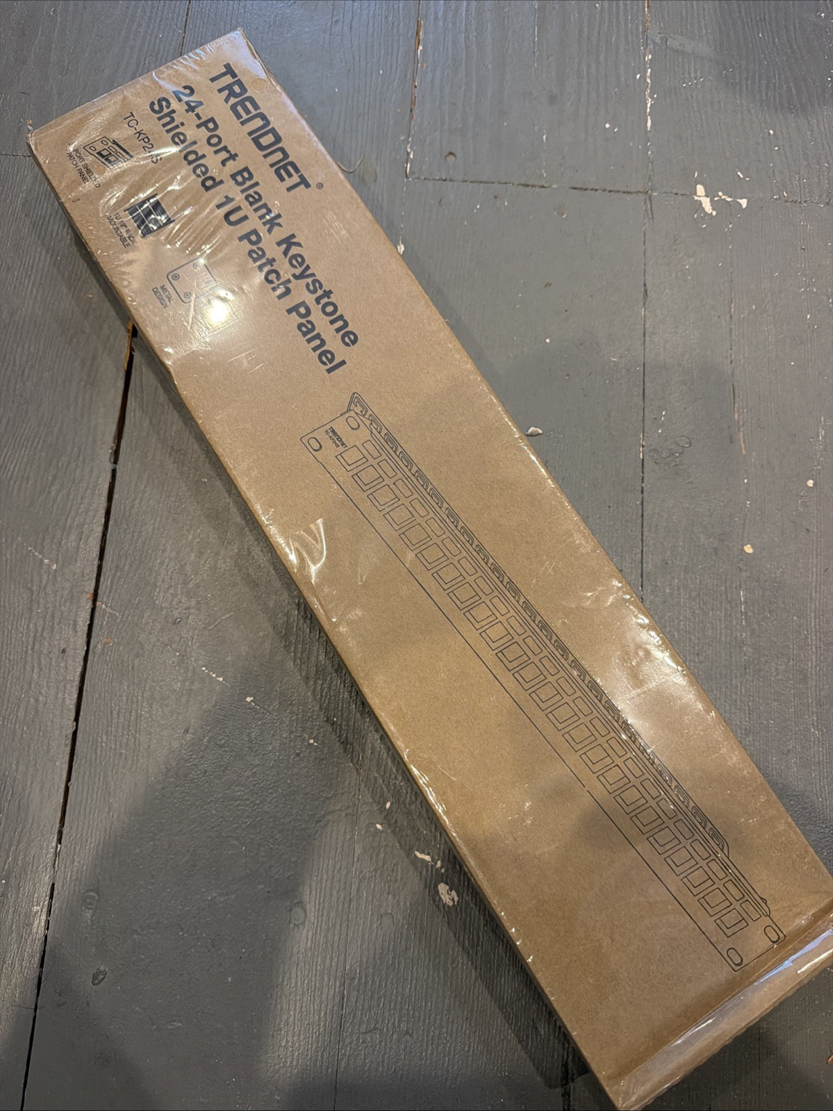 TRENDnet 24-Port Blank Keystone Shielded 1U Patch Panel (tckp24s)