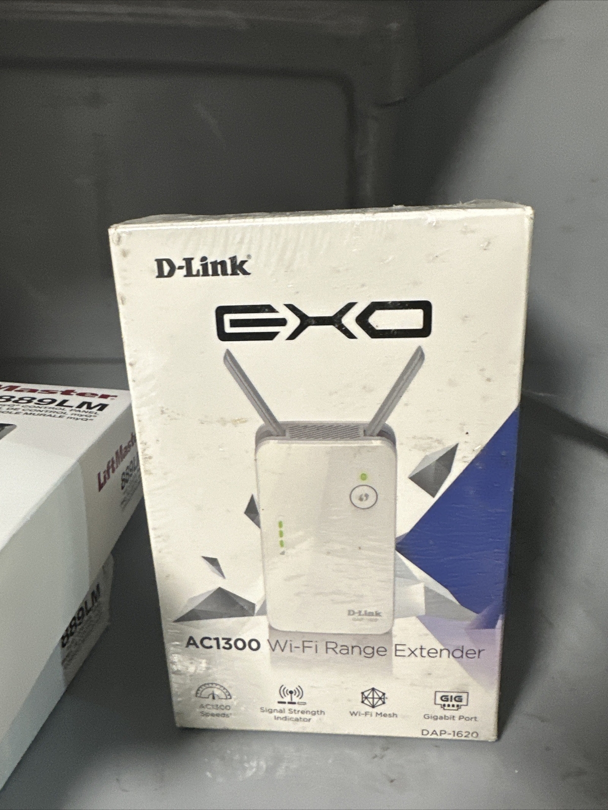 D-Link DAP-1620 AC 1300 Wi-Fi Range Extender 802.11 ac/g/n/a 2.4G & 5GHz