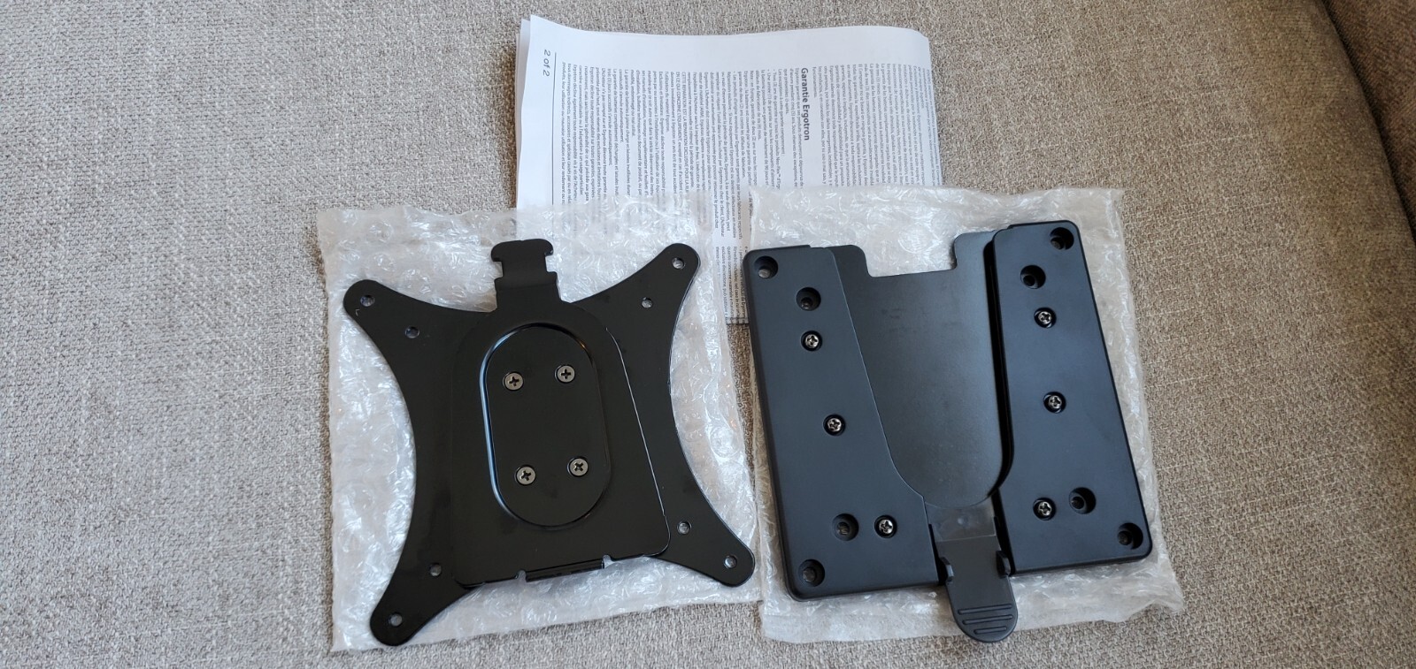 Ergotron 60-589-060 Quick Release Monitor Bracket