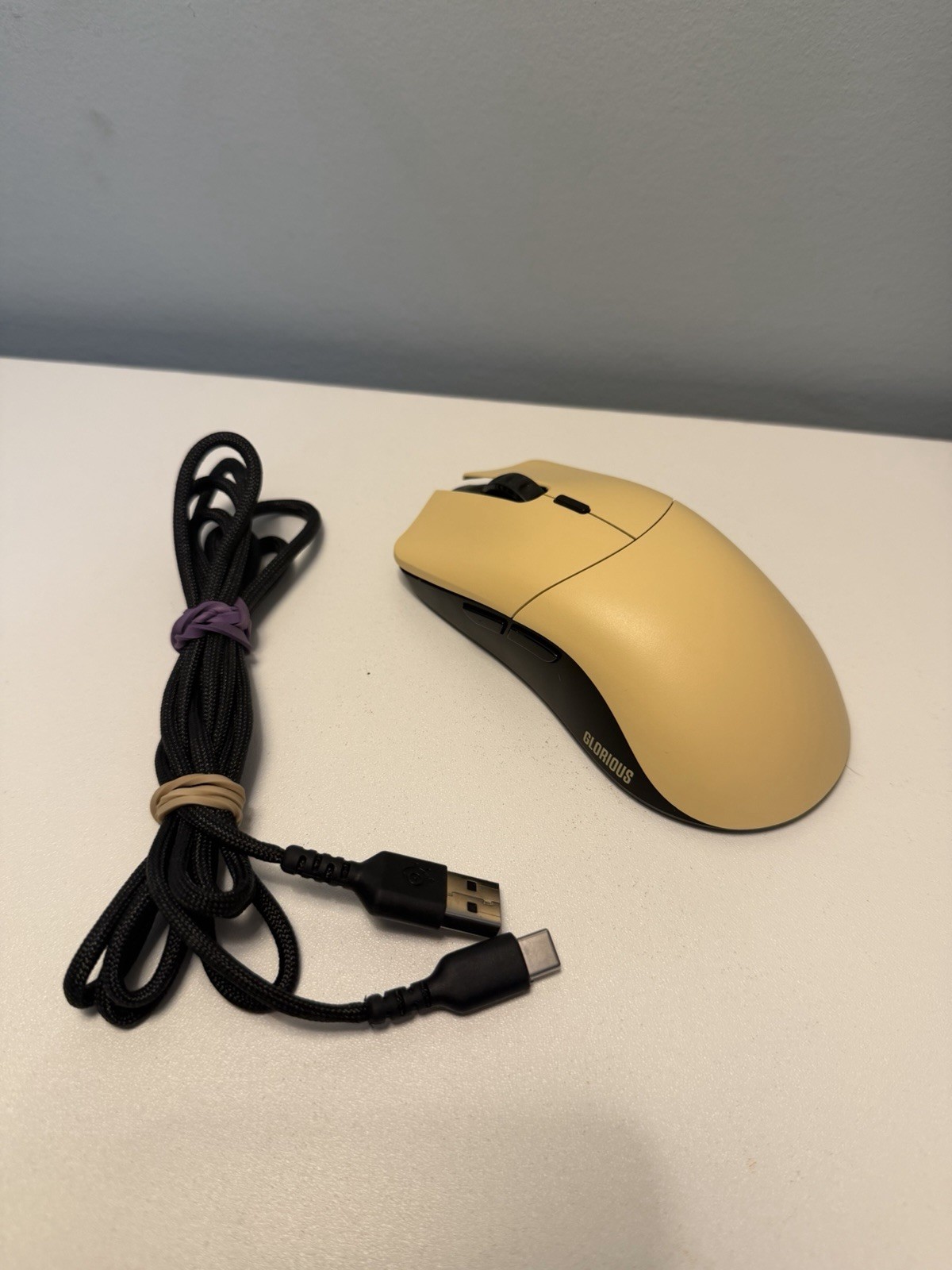 Glorious Model O Pro Golden Panda Gaming Mouse Works Wired w/ Cable - Read