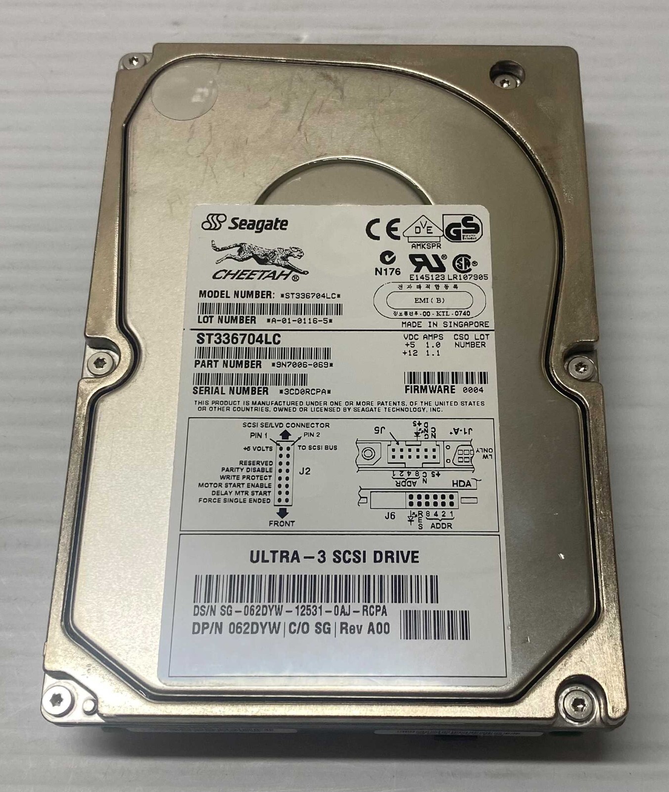 DELL 062DYW 62DYW 36GB 10KU/min 4MB SCSI 80-pin U160 ST336704LC 3.5" HARD DRIVE