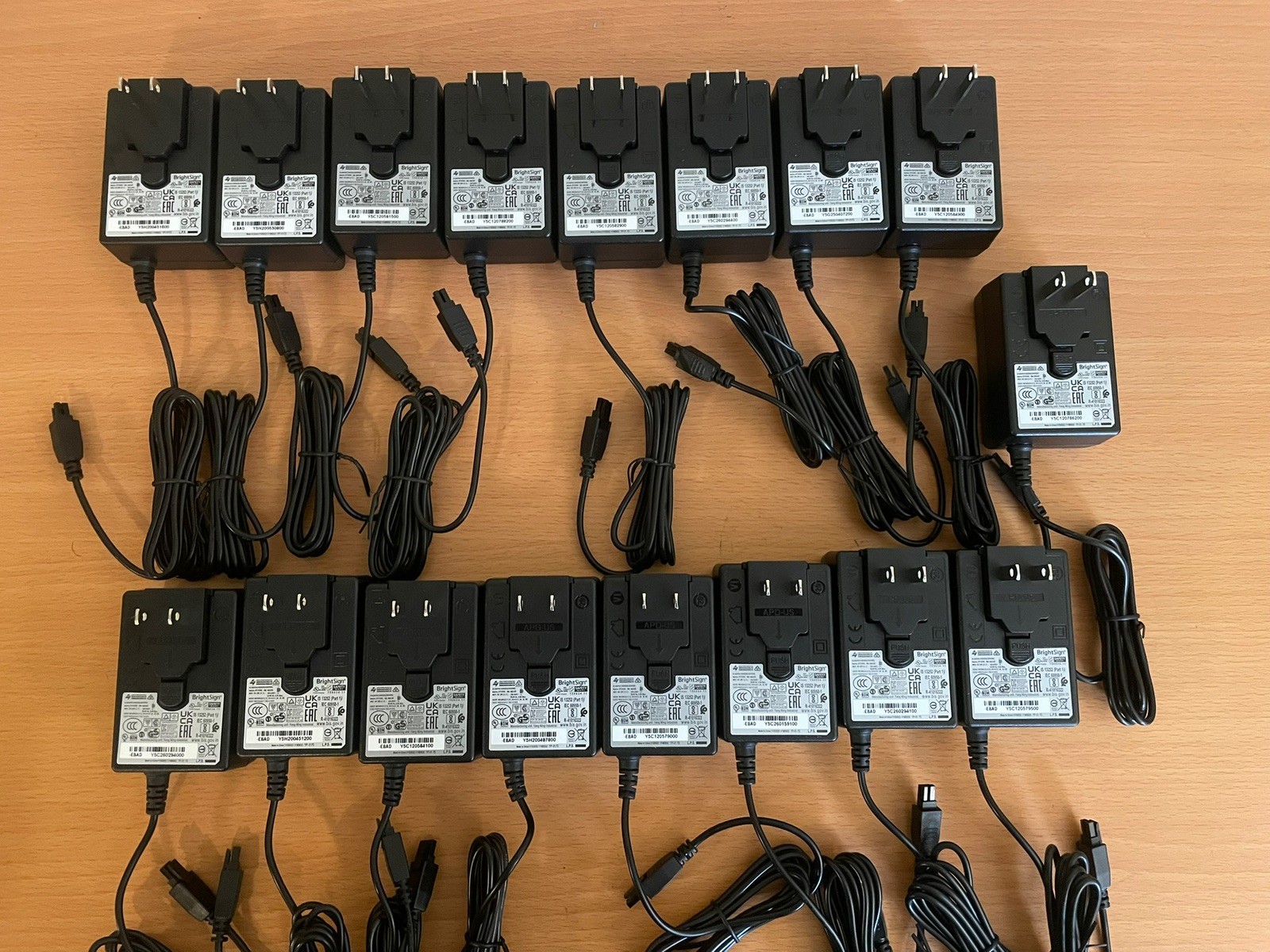 Brightsign WA-36A12R Genuine OEM Adapter charger 12V 3A 36W Lot of 17 Brand New