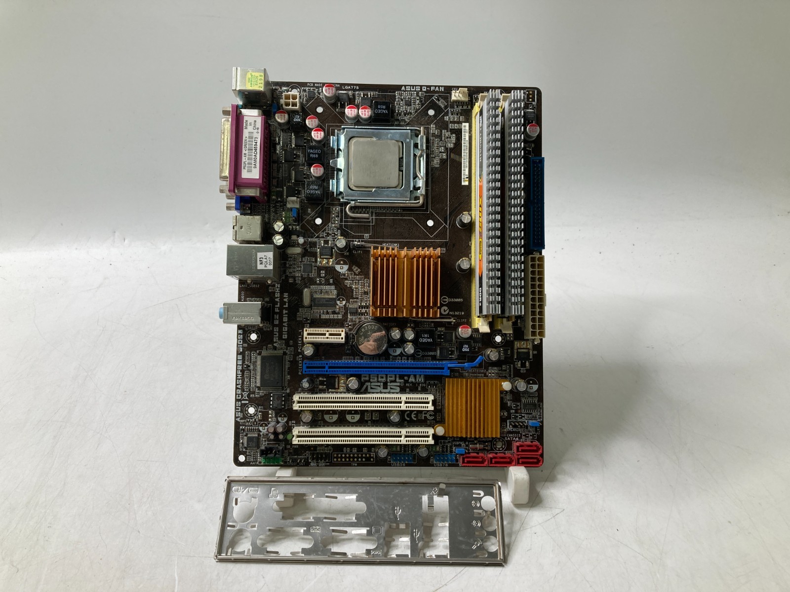 Vintage Asus P5QPL-AM w/ Intel Celeron E3300 2.5GHz 4GB DDR2 Ram