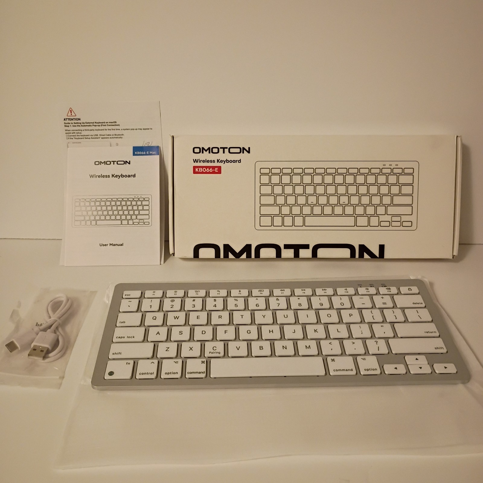 Omoton KB066-E Silver iOS Slim Bluetooth Wireless Keyboard New Open Box Sturdy