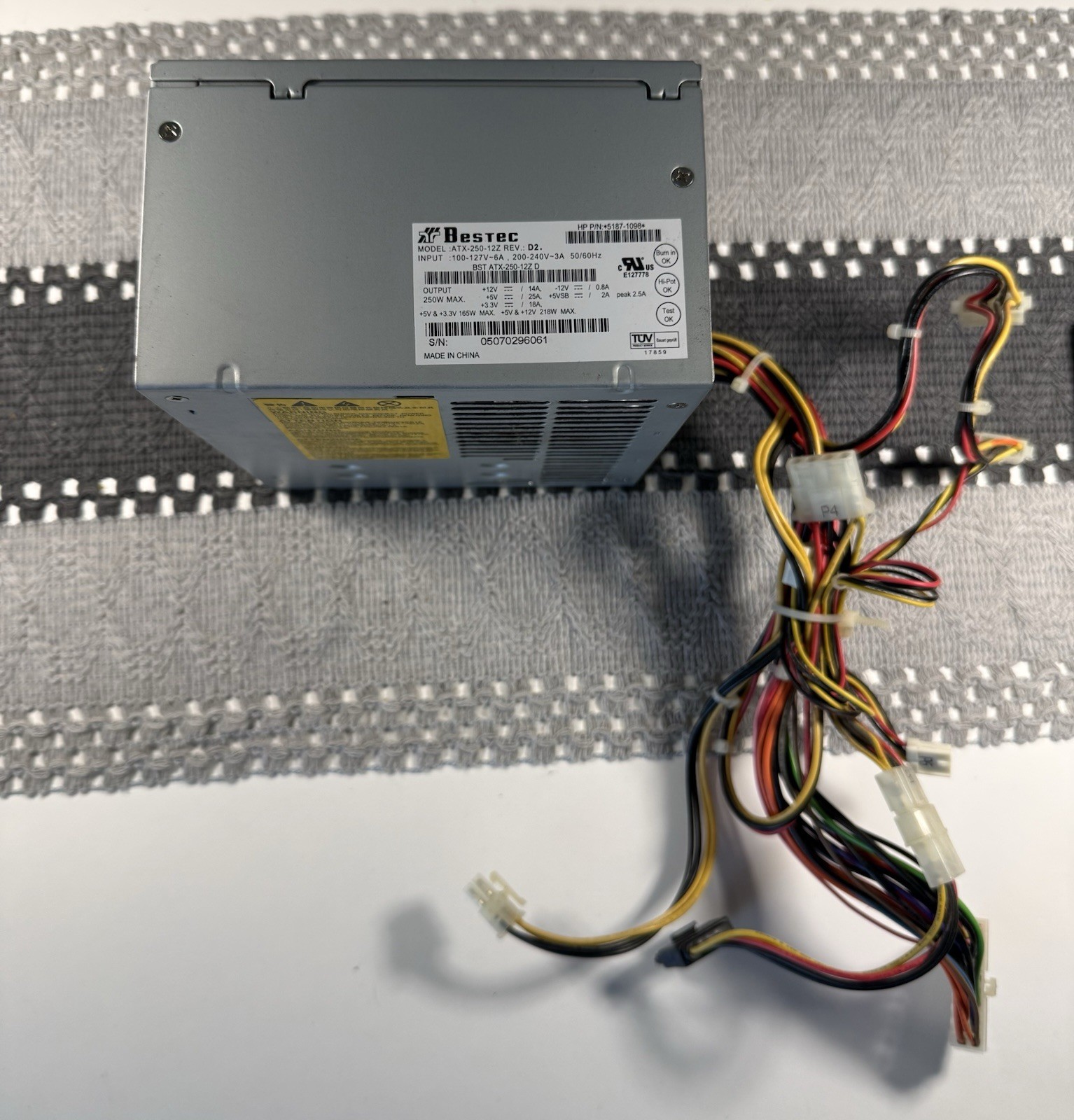 OEM Bestec ATX-250-12Z REV D2 250W Power Supply 5187-1098*