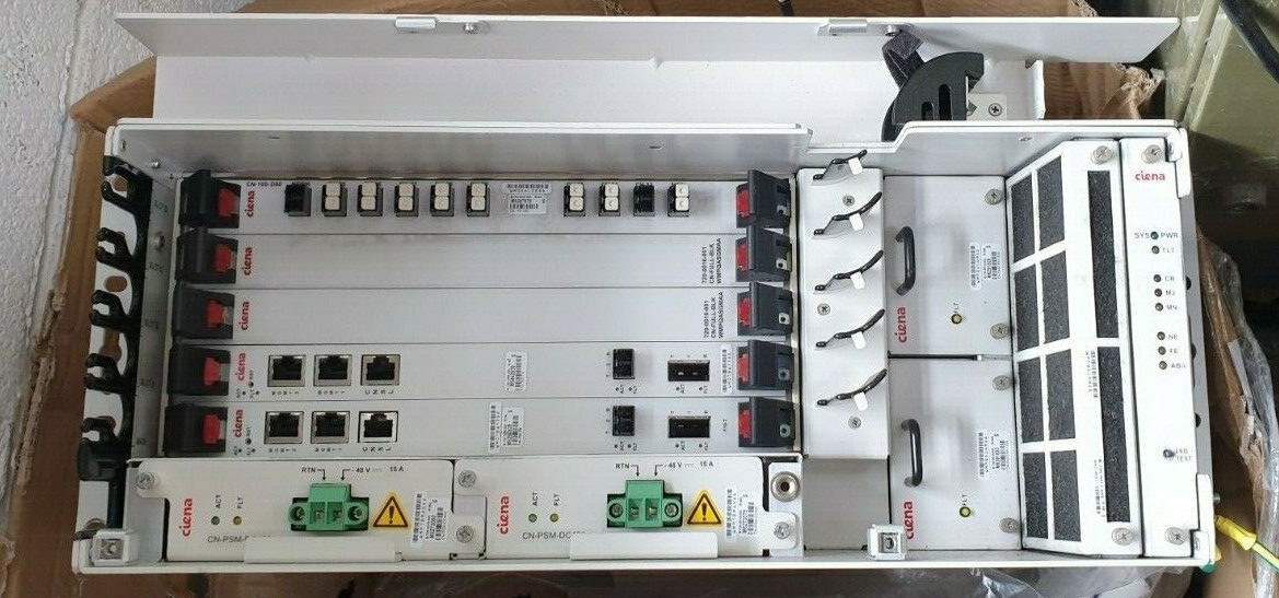 CIENA B-820-0007-000  CHASSIS W/ B-720-0016-001 / B-720-0011-002 / X2 B-720-0010