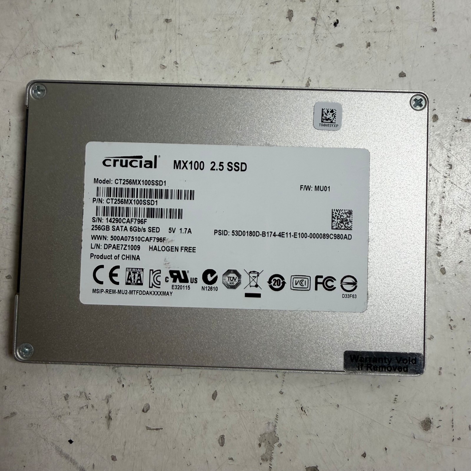 Crucial MX100 CT256MX100SSD1 Silver 256GB 2.5" SATA III Internal SSD Drive