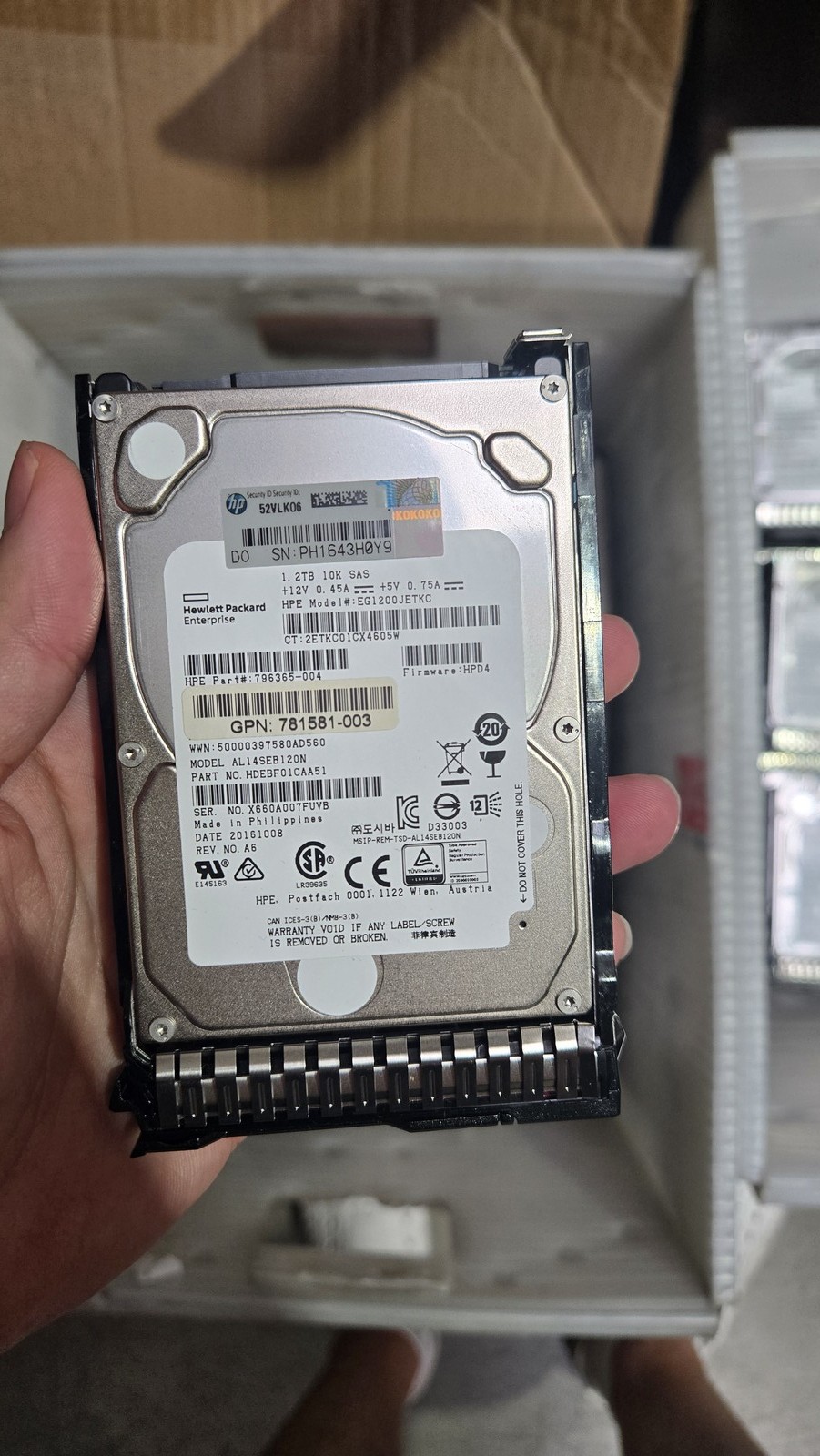 HPE 781581-003 796365-004 EG1200JETKC 2.5" 1.2TB 10K 12G SAS HDD W/tray