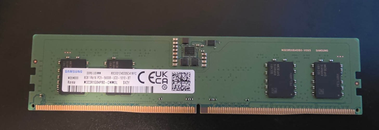 M323R1GB4PB0-CWM0L Samsung 8GB DDR5 PC5-5600B SO-DIMM S03-0034 OEM NEW