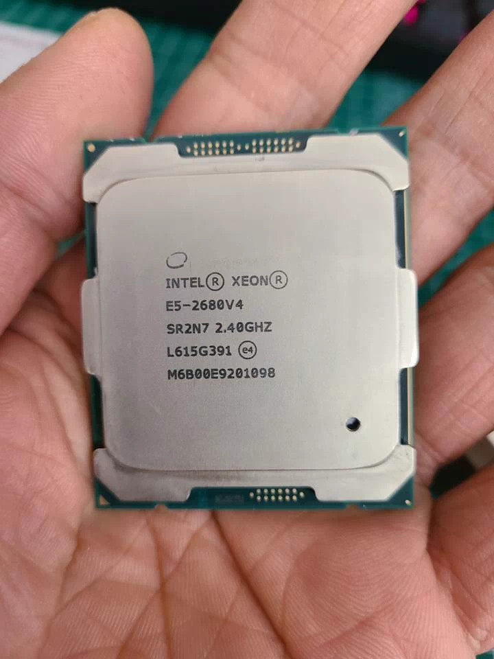 (lot of 6) Intel Xeon E5-2680v4 2.40GHz 14C 35MB 120W FCLGA2011-3 CPU
