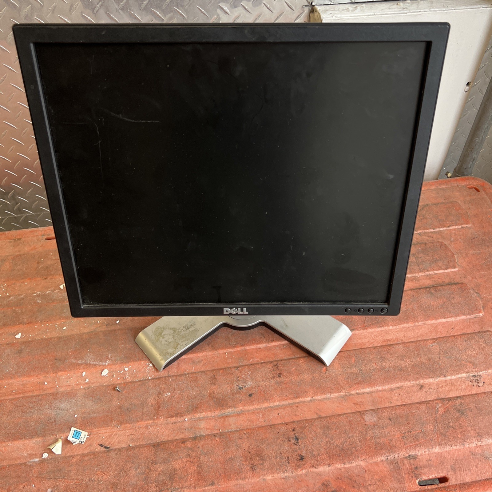 Dell e190sb 19"  lcd Monitor  1280 x 1024 tested with stand