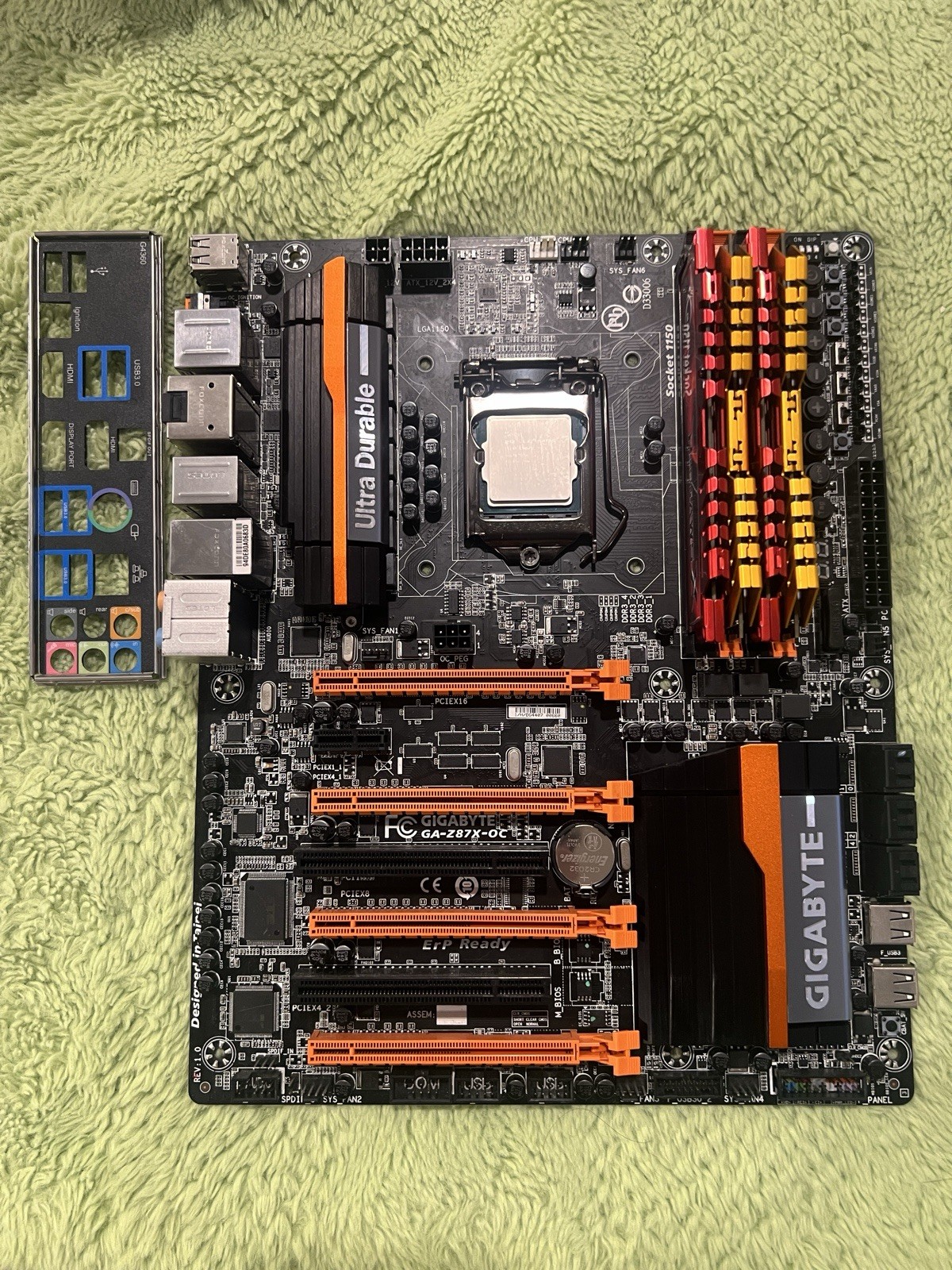 Gigabyte GA-Z87X-OC Mobo + Intel i7-4770K CPU + 32GB DDR3 RAM *Tested & Working*