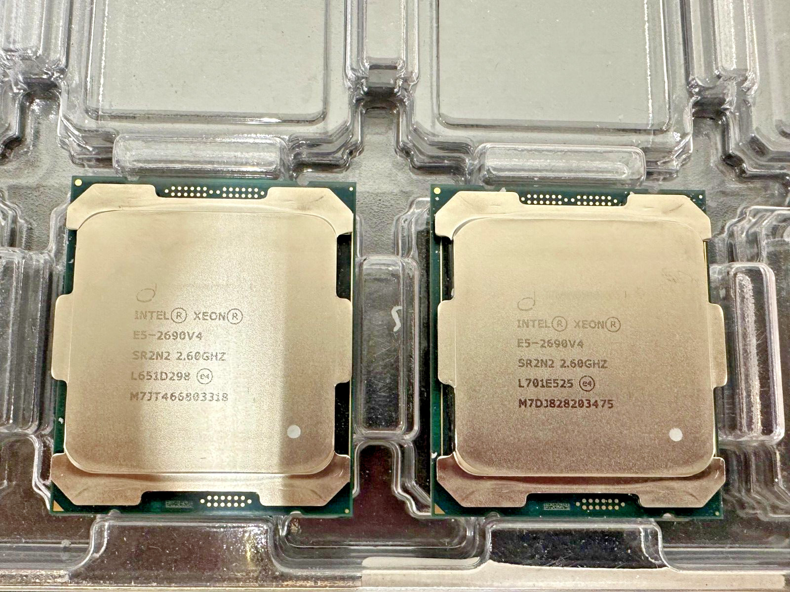 LOT OF 2 Intel Xeon E5-2690v4 2.6Ghz 14-Core 135W 35MB LGA2011-3 CPU SR2N2