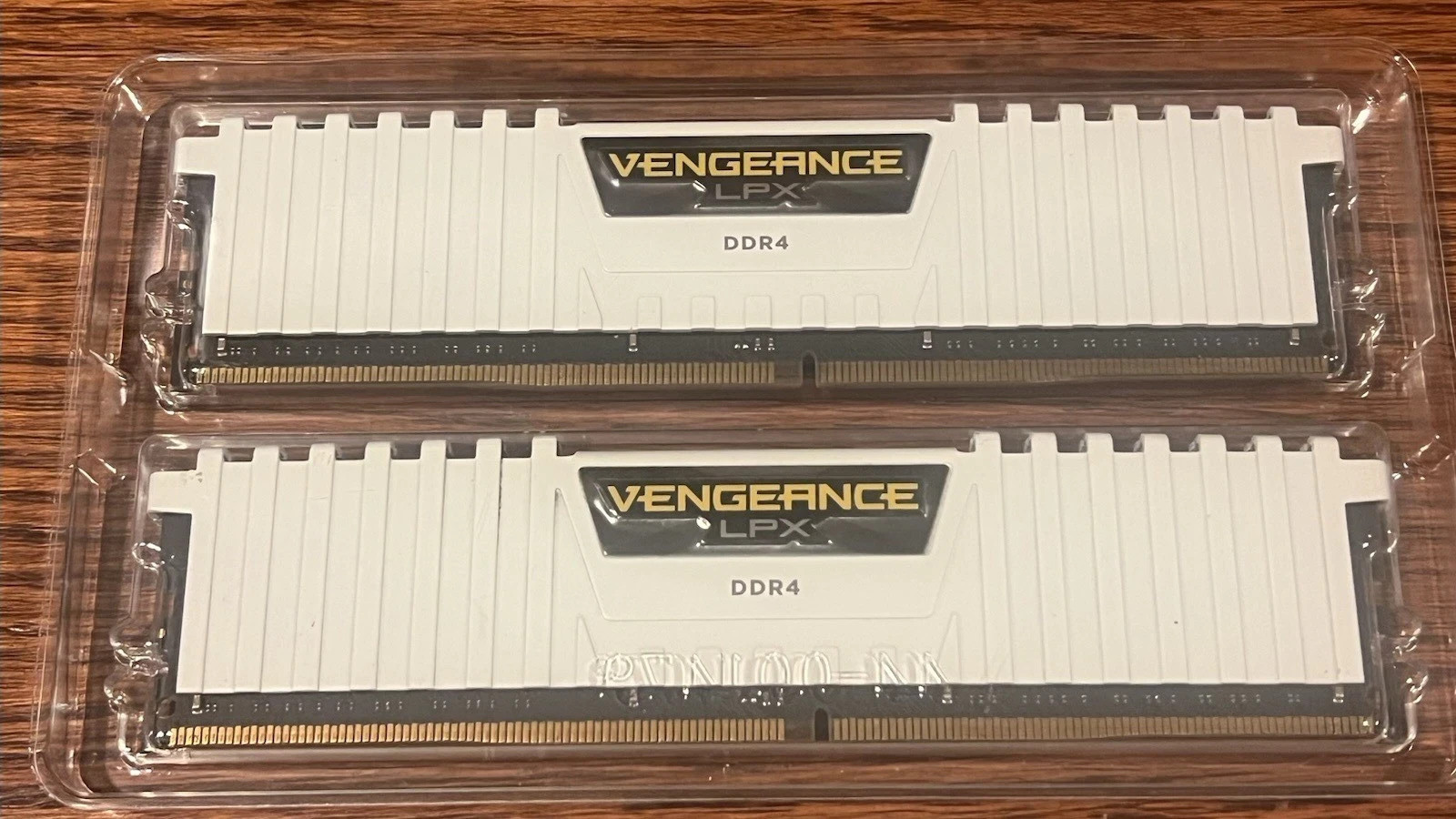Corsair Vengeance LPX 32GB (2x16GB) DDR4 2666MHz DIMM 288-Pin CMK32GX4M2A2666C16